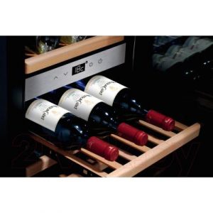 Винный шкаф Caso WineComfort 24